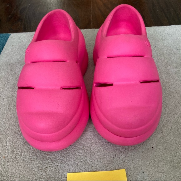 UGG EVA Sport Yeah Clog. Taffy Pink - Picture 4 of 9